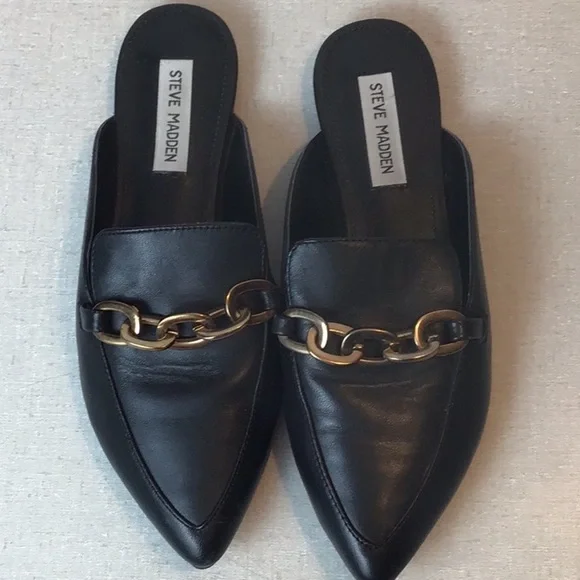Steve Madden Black Leather Mules with Gold Chain EUC - Picture 3 of 10